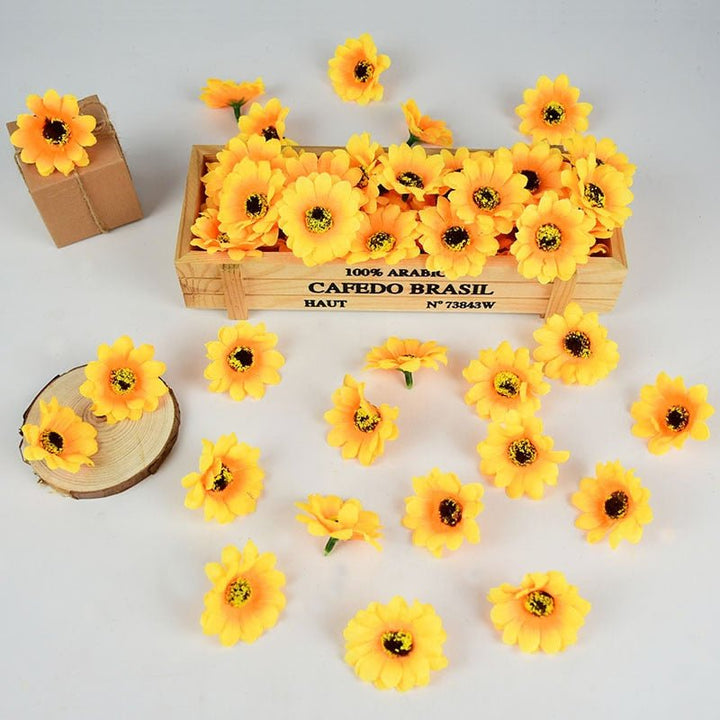 100pcs Artificial Sunflower Head for DIY Decoration is a perfect addition to your florist supplies collection.