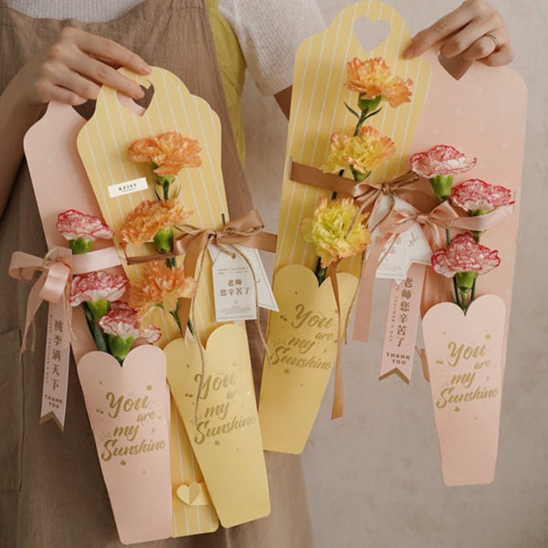 10pcs Lovely Heart Single Stem Flower Sleeves