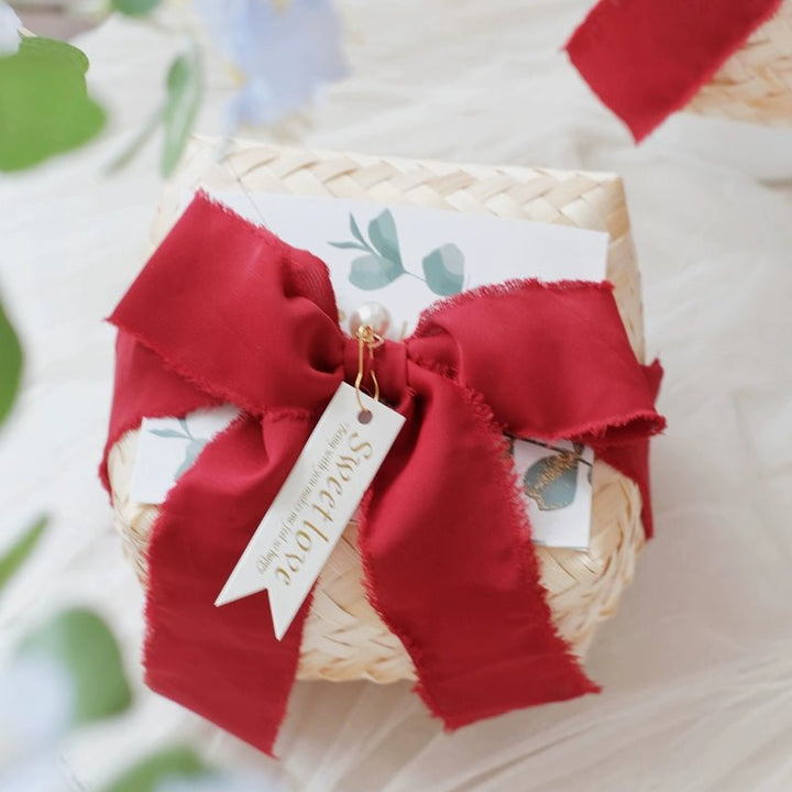 10 pieces of giftbox for Pink Wedding Sugar Chocolate, each measuring 5x5x5cm.