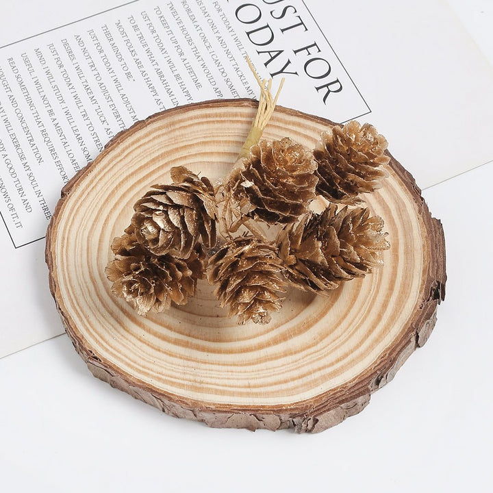 18pcs Artificial Pine Cone on Wire for Christmas Crafts is a perfect addition to your decorative floral collection.