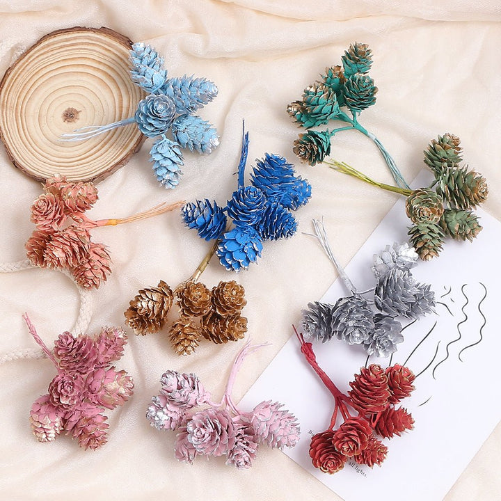 18pcs Artificial Pine Cone on Wire for Christmas Crafts is a perfect addition to your florist supplies collection.