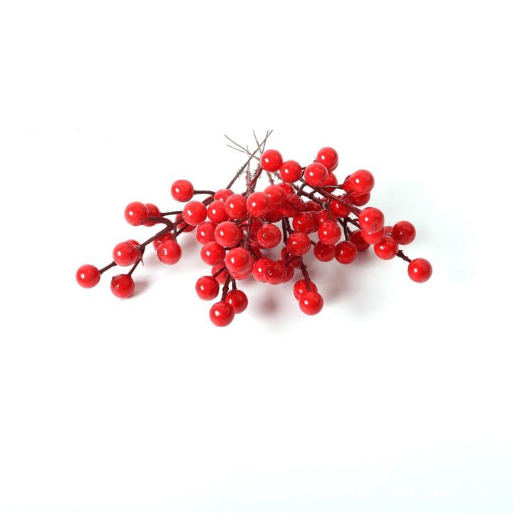 20 Pack Artificial Christmas Red Berries Stems is a wonderful addition to your christmas decor collection.