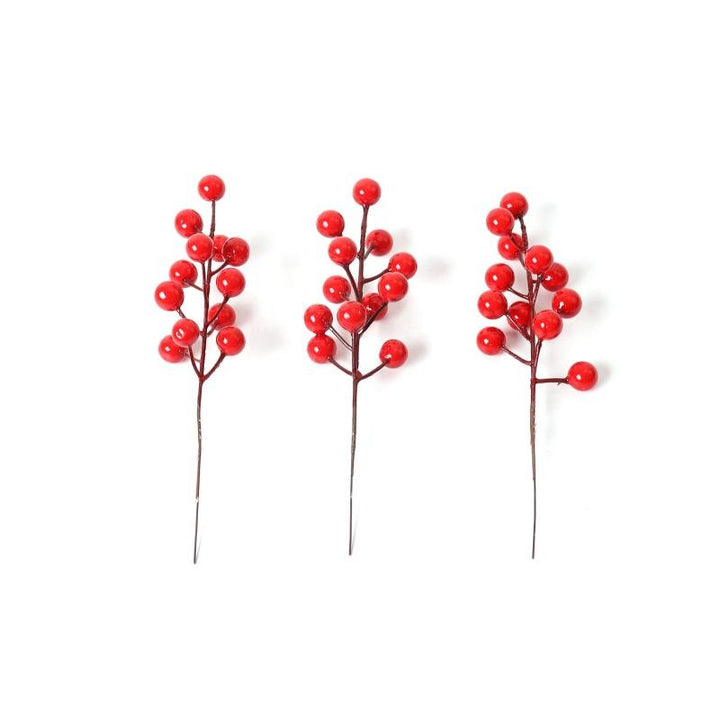 20 Pack Artificial Christmas Red Berries Stems is a wonderful addition to your christmas decor collection.