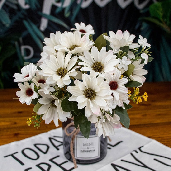 21 Heads Artificial Silk Daisy Bouquet, perfect as artificial flower.