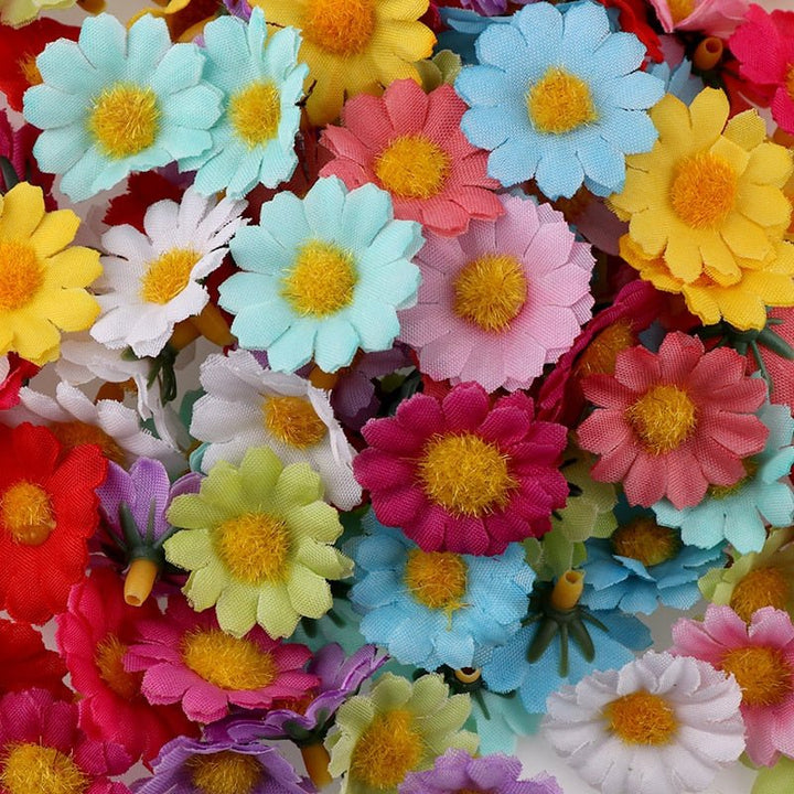 2.5cm Artificial Daisy Flower Heads Pack 100 is a perfect addition to your floral supply collection.