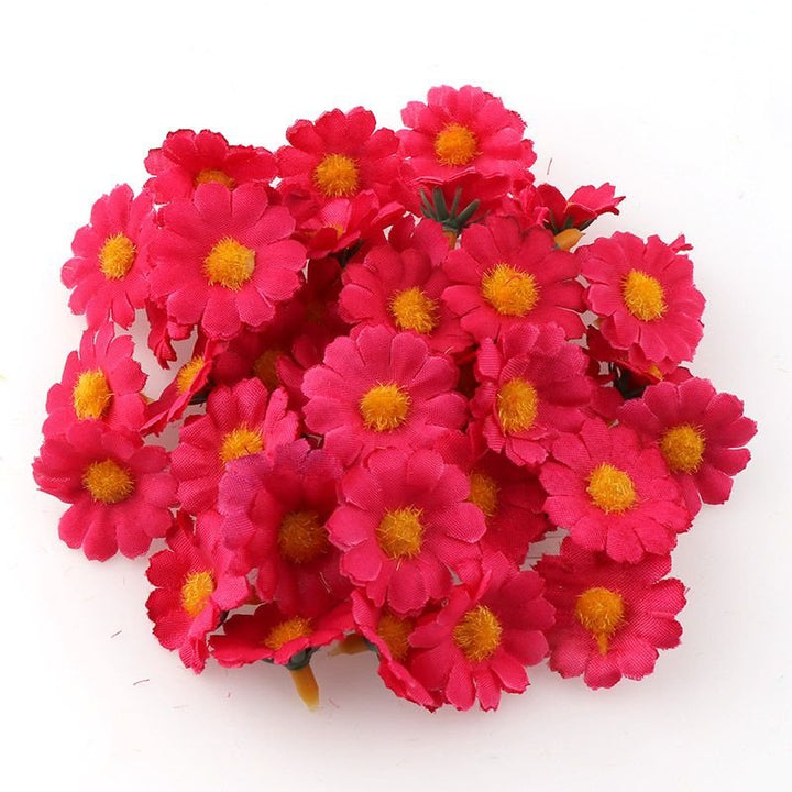 2.5cm Artificial Daisy Flower Heads Pack 100 is a perfect addition to your florist supply collection.