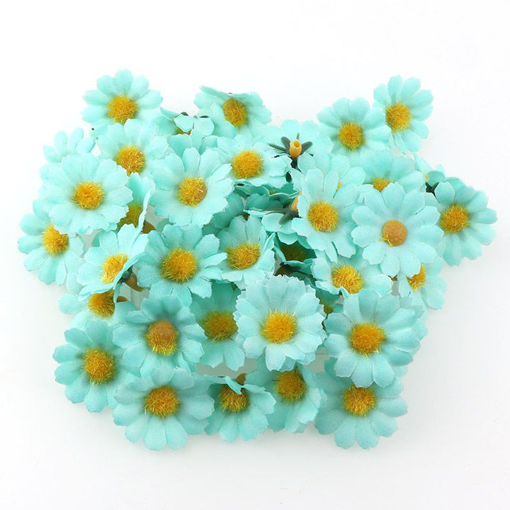 2.5cm Artificial Daisy Flower Heads Pack 100 is a perfect addition to your floral supplies collection.