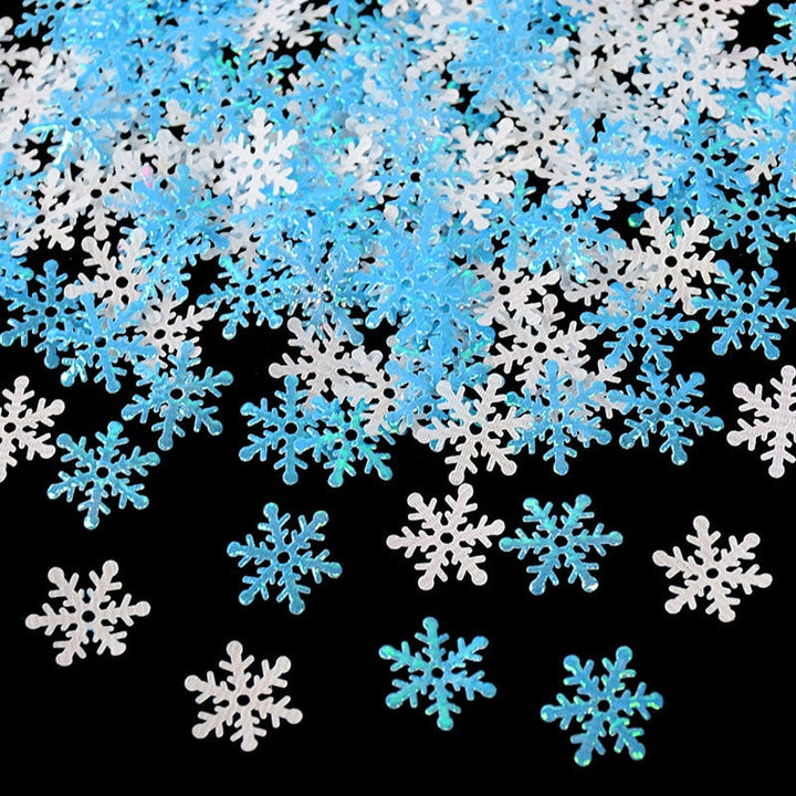 270pcs Christmas Snowflakes Confetti is a wonderful addition to your christmas floral collection.