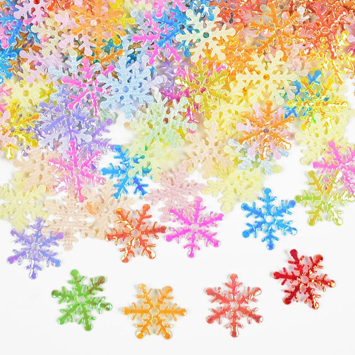 270pcs Christmas Snowflakes Confetti is a wonderful addition to your christmas arrangements collection.