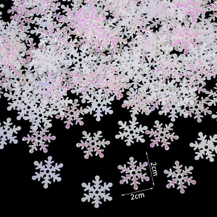 270pcs Christmas Snowflakes Confetti is a wonderful addition to your christmas floral collection.