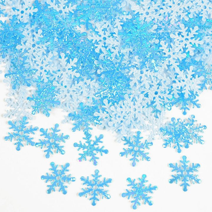 270pcs Christmas Snowflakes Confetti is a wonderful addition to your christmas arrangements collection.