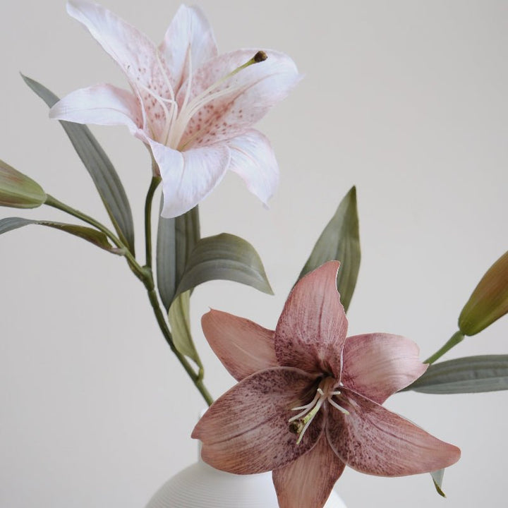 2pcs Nude Pink Lily Artificial Flowers, perfect as silk artificial flowers.