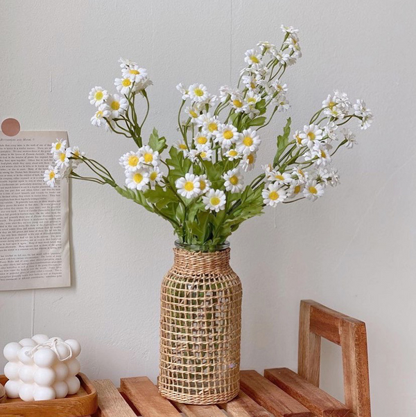 Rattan Woven Glass Vase with Faux Daisy Bouquet