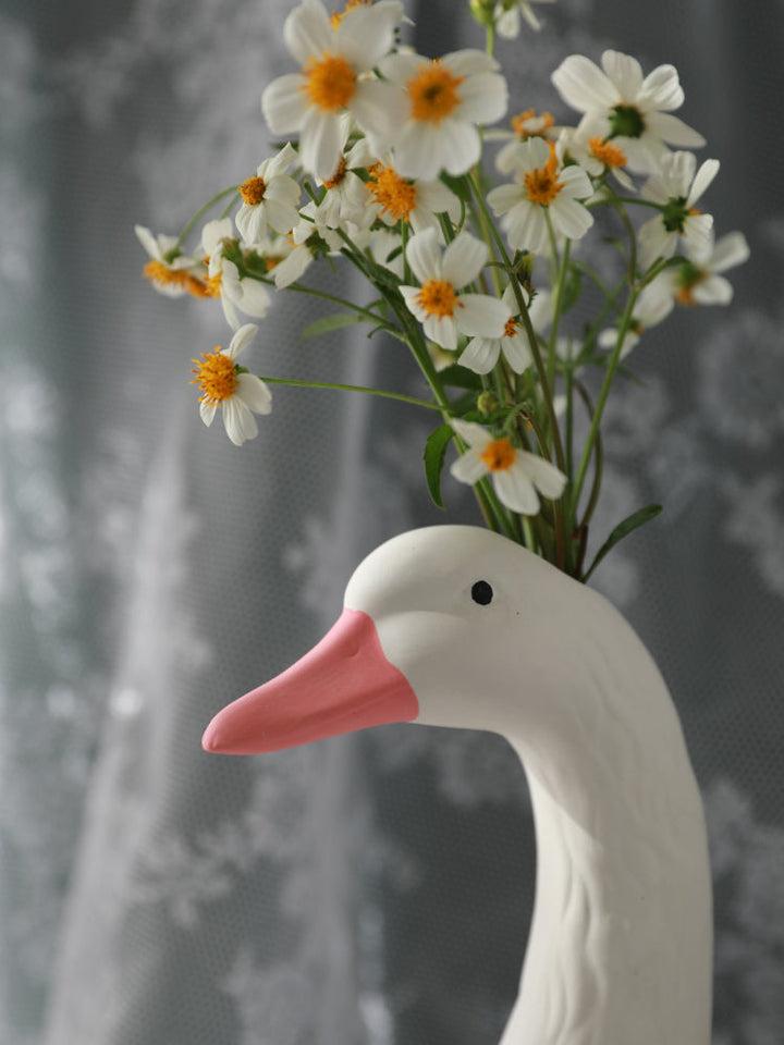 Goose Head Matte Ceramic Flower Vase