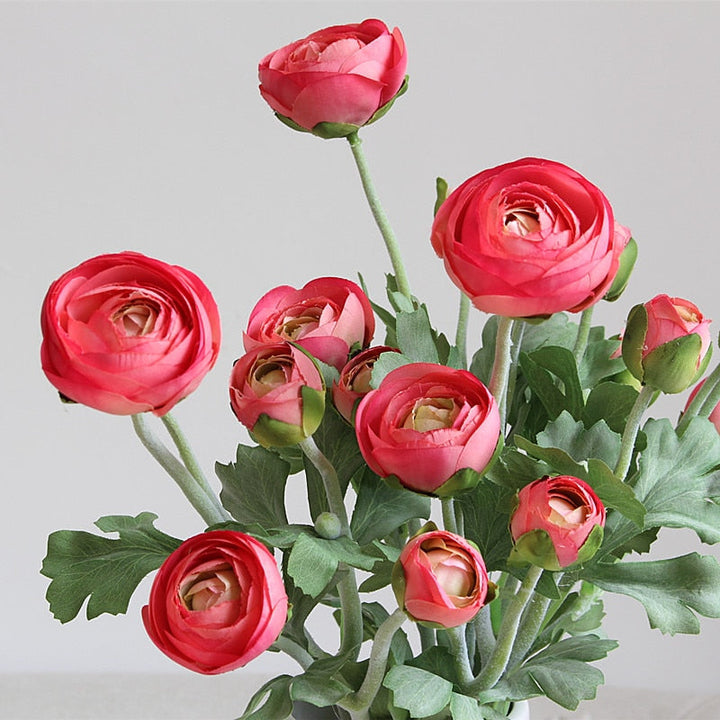 Artificial Ranunculus Flower with Foliage, perfect as artificial flowers.