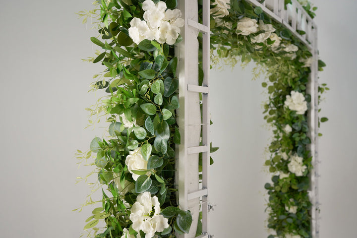 Green White Flower Arch for Wedding Party Decor Proposal