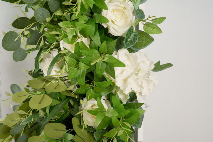 Green White Flower Arch for Wedding Party Decor Proposal