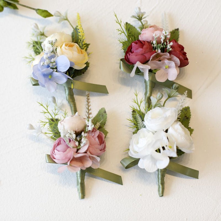 Charming Silk Floral Wedding Boutonniere