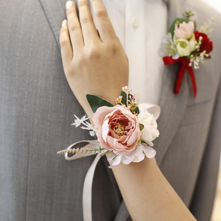 Elegant Silk Floral Wedding Wrist Corsage