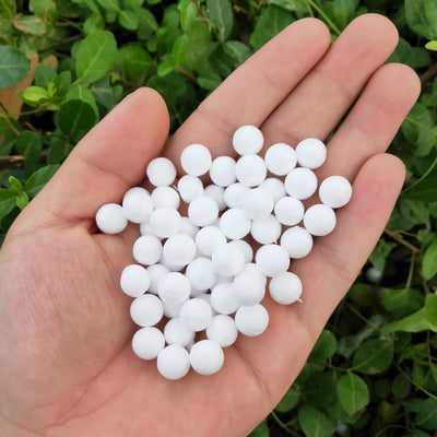 White Polystyrene Foam Balls for DIY Crafts is a perfect addition to your florist supplies collection.