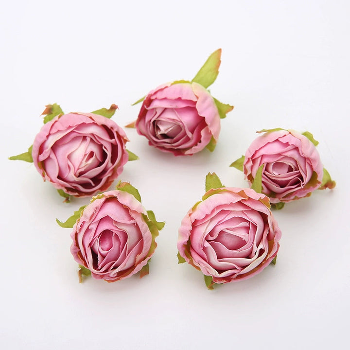 Silk Rose Flower Heads with Burned Edges Pack 30 is a perfect addition to your floral supplies collection.