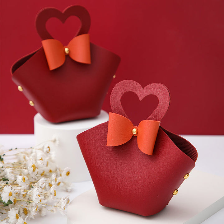 Party Favor Gift Bag with Heart Handle Pack 20 (6x5x16cm)