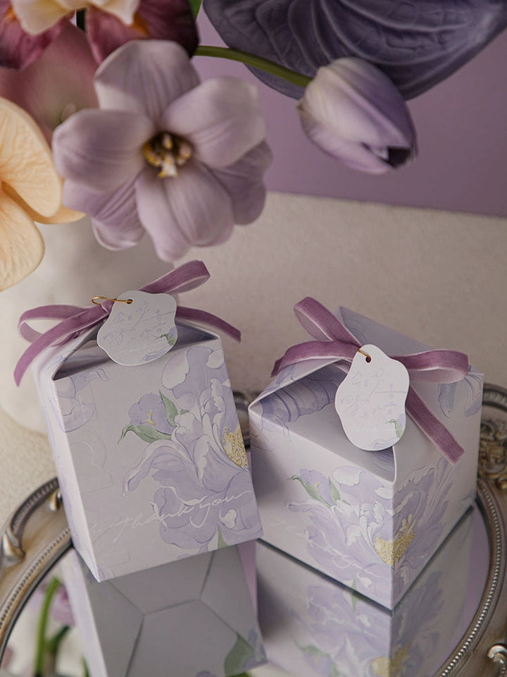 10 pieces of gift boxes for Pink Wedding Sugar Chocolate, each measuring 5x5x5cm.