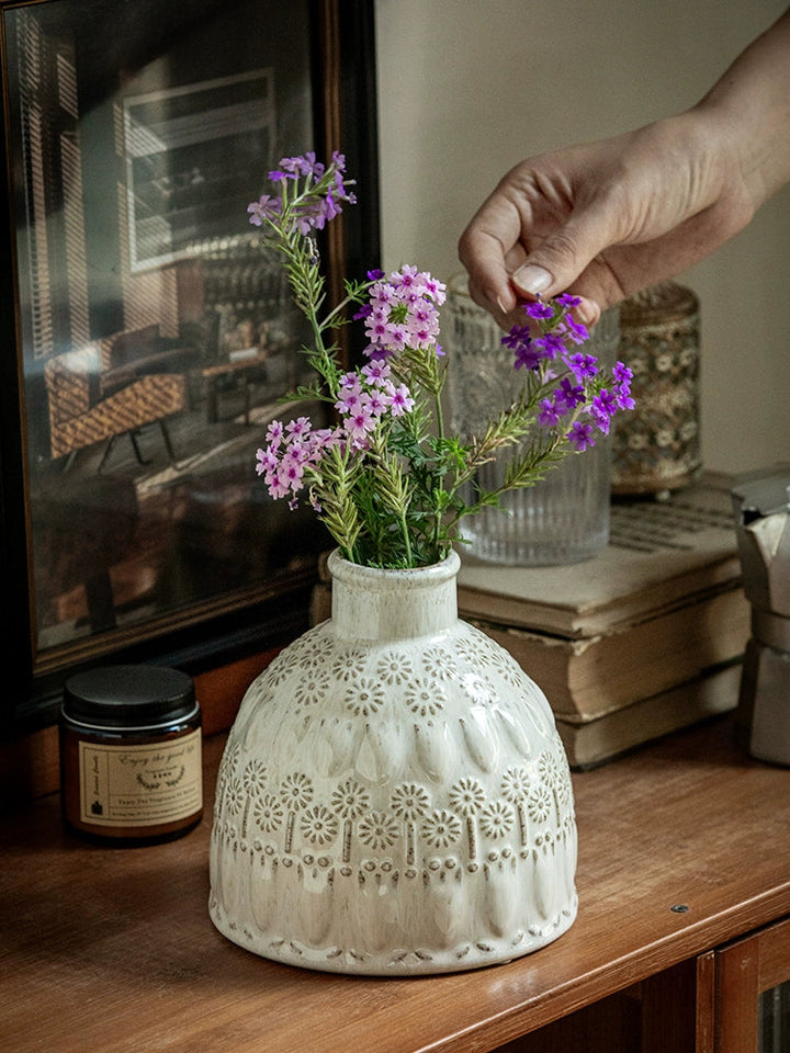 Relief Pattern Vintage Ceramic Flower Vase