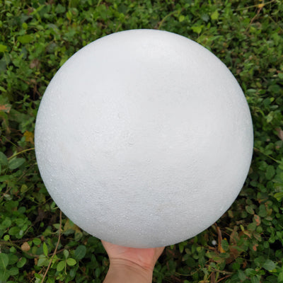 White Polystyrene Foam Balls for DIY Crafts is a perfect addition to your floral supplies collection.