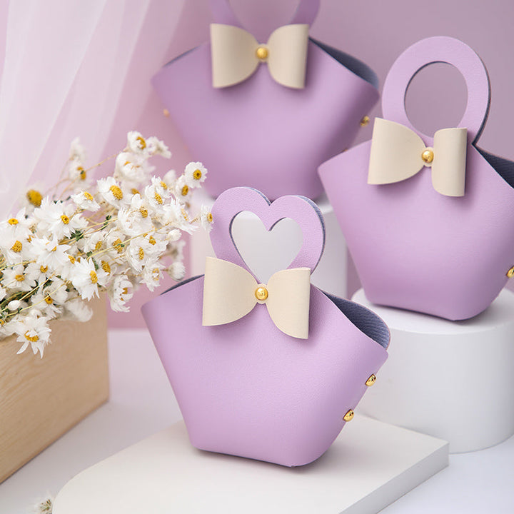 Party Favor Gift Bag with Heart Handle Pack 20 (6x5x16cm)