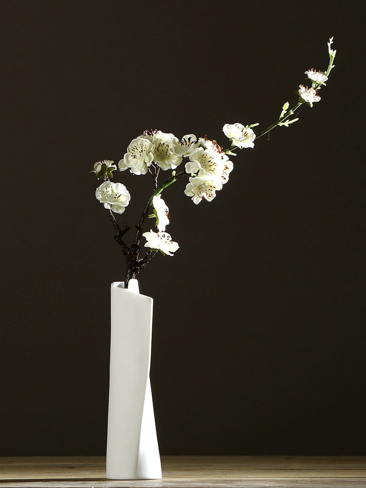 Minimalist Tall Ceramic Flower Vase for Elegant Arrangements