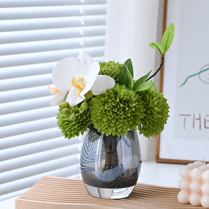 Artificial Bouquet with Glass Vase, perfect as artificial flowers.