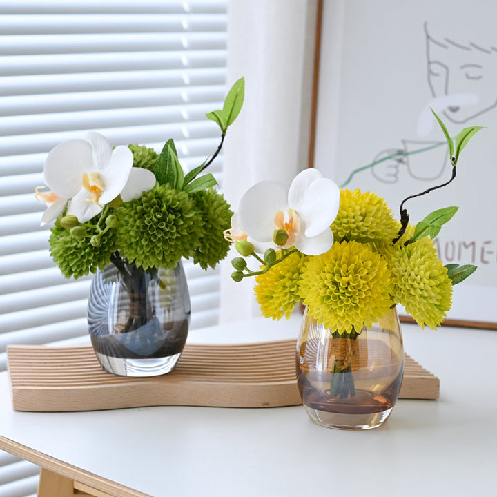 Artificial Bouquet with Glass Vase, perfect as silk flowers.