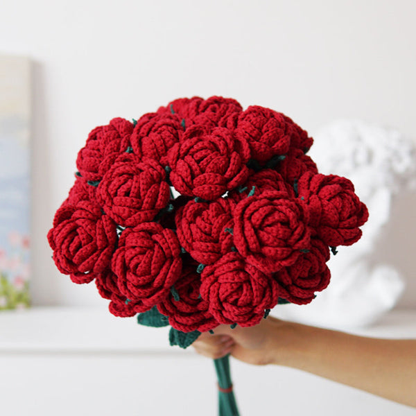 Set of 5pcs Finished Crocheted Gradient Rose Handmade Artificial Flower Branch