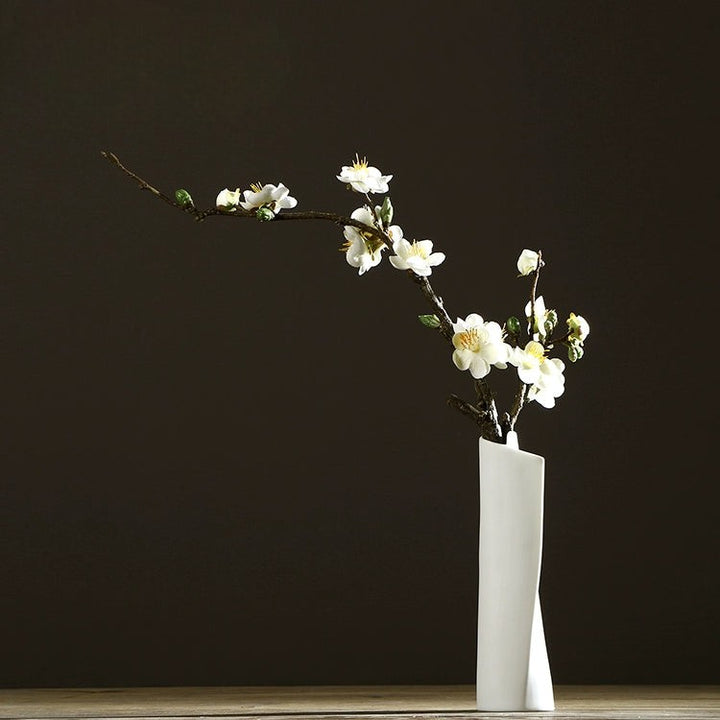 Minimalist Tall Ceramic Flower Vase for Elegant Arrangements