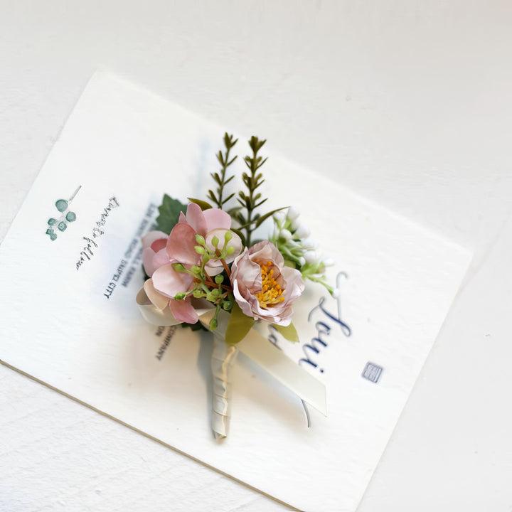 Elegant Silk Floral Wedding Boutonniere In Dusty Pink