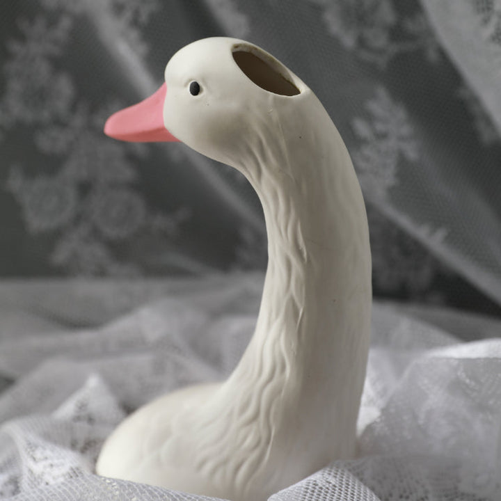 Goose Head Matte Ceramic Flower Vase