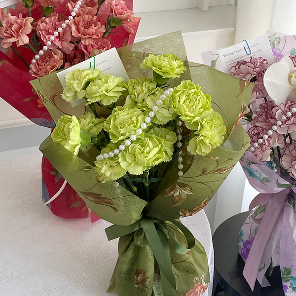 Floral Non-woven Floral Wrapping Paper Roll (50cmx5Yd)
