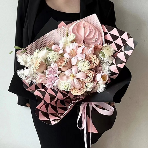 Triangle Kraft Paper Pack 10 (38x53cm)