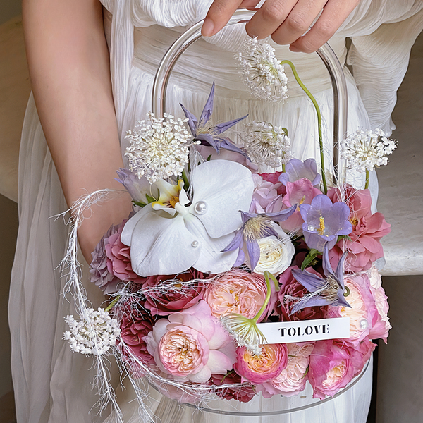Transparent Acrylic Floral Arrangement Container