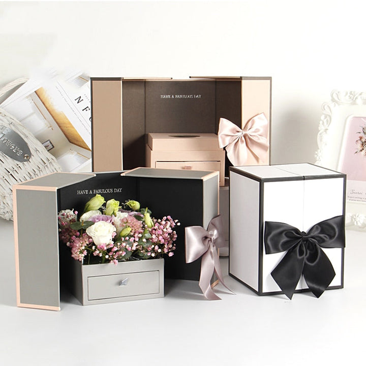 10 pieces of dollar tree gift boxes for Pink Wedding Sugar Chocolate, each measuring 5x5x5cm.