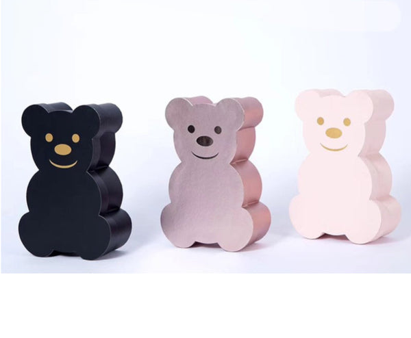 Bear Shape Gift Wrap Box is a delightful addition to your valentine's day bouquets collection.