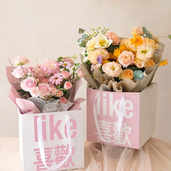 Set of 4 Large Size Square Kraft Paper Shopping Bags for Bouquet Flower Gift Packaging